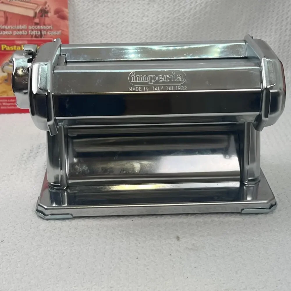 Imperia SP150 Pasta Machine Made in Italy Chrome w Cutter Clamp Crank in Box